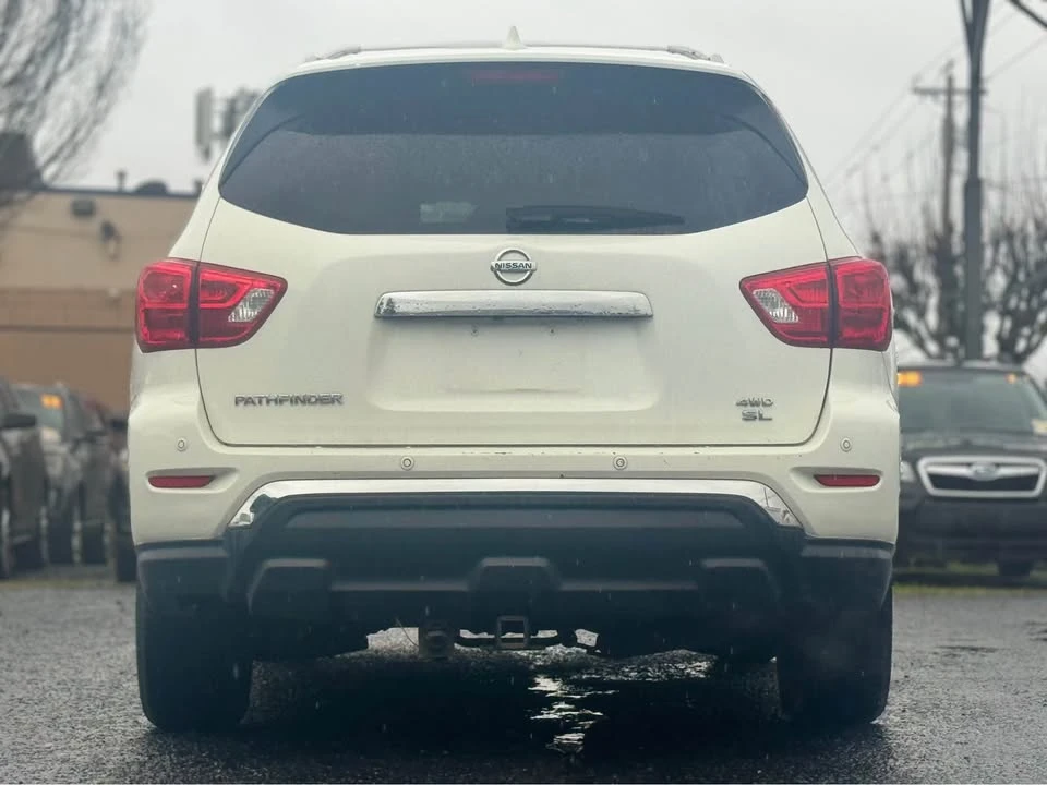 2019 Nissan Pathfinder 4th Gen - Image 10 of 20