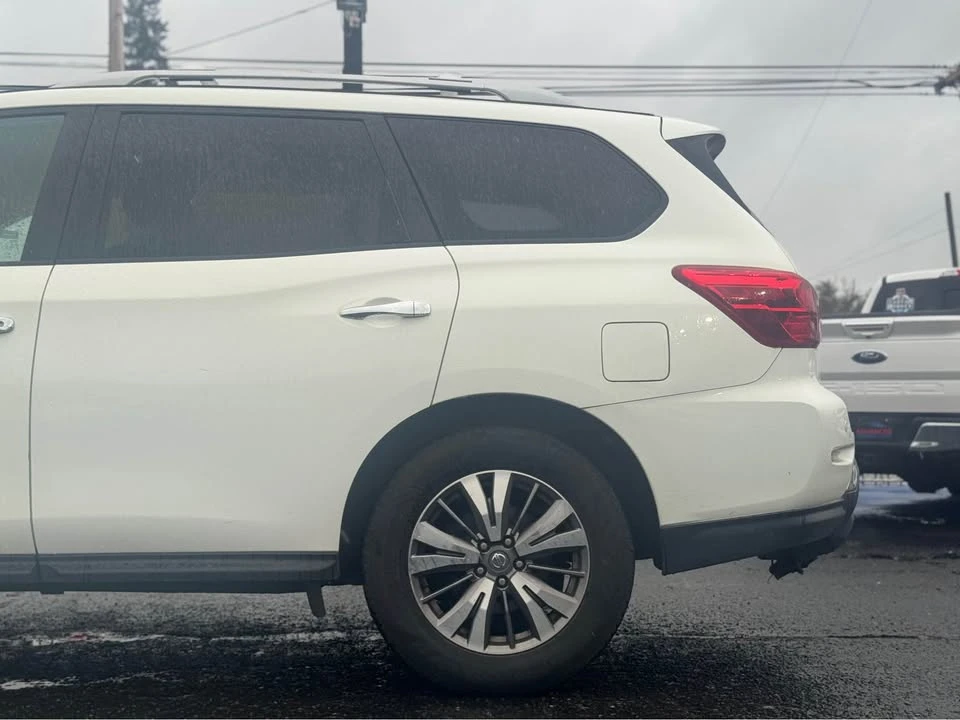 2019 Nissan Pathfinder 4th Gen - Image 6 of 20
