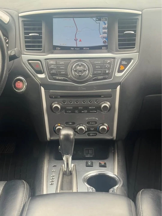 2019 Nissan Pathfinder 4th Gen - Image 16 of 20