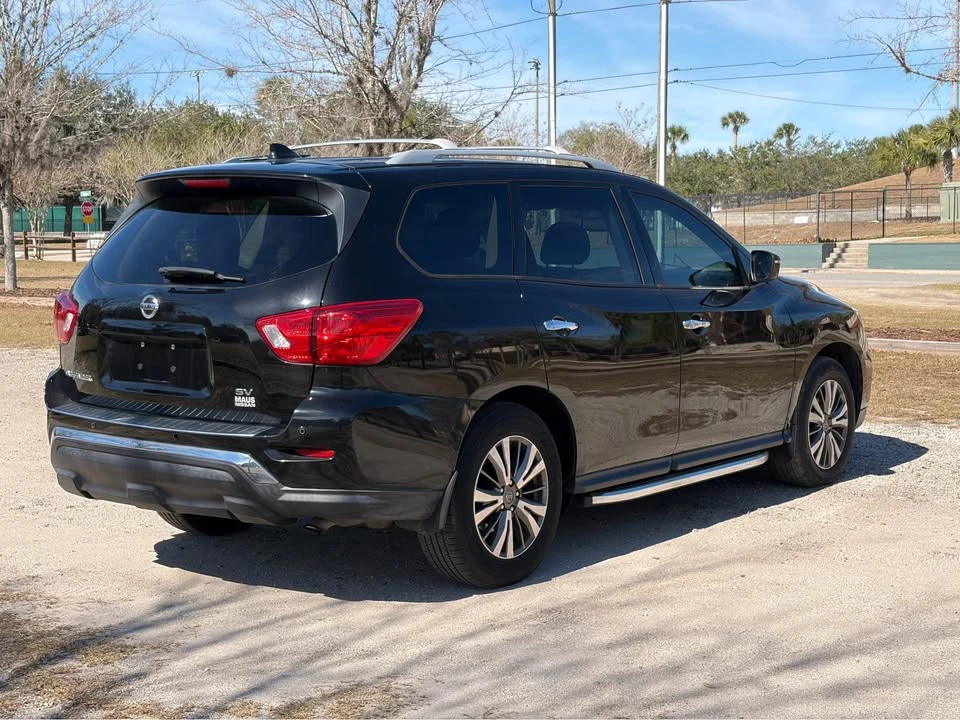 2019 Nissan Pathfinder 4th Gen - Image 2 of 9