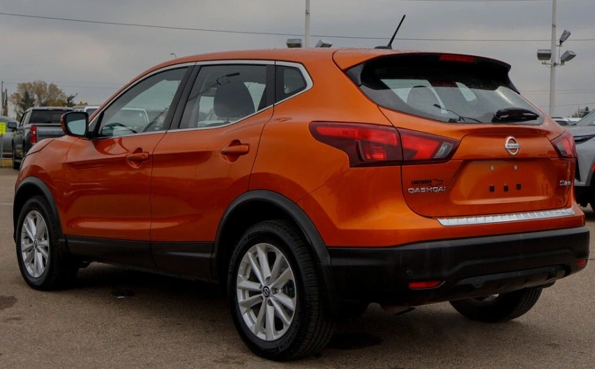 2019 Nissan Rogue - Image 3 of 8