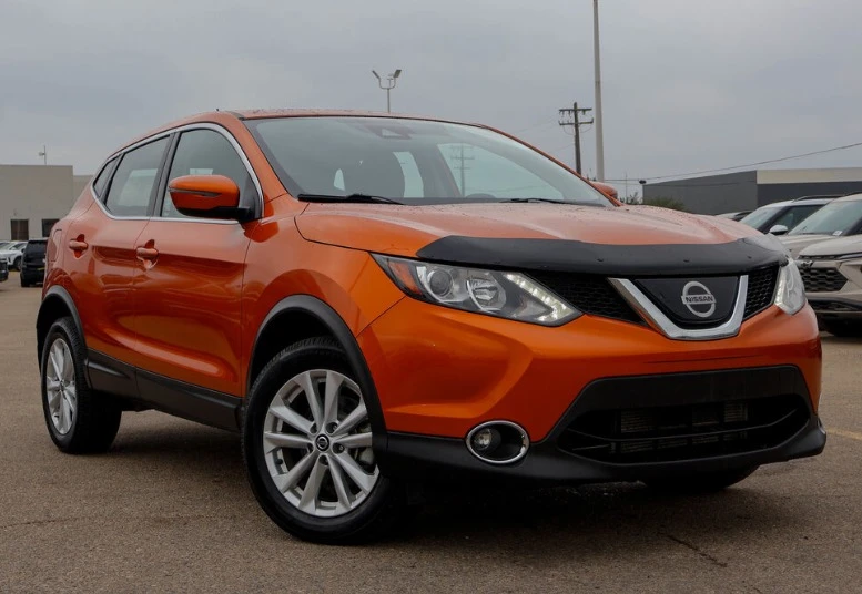 2019 Nissan Rogue - Image 2 of 8