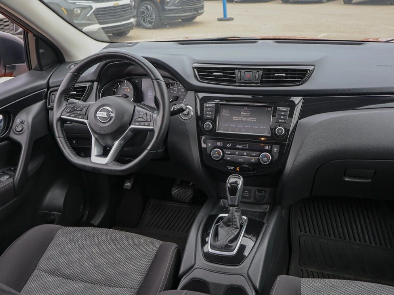 2019 Nissan Rogue - Image 5 of 8