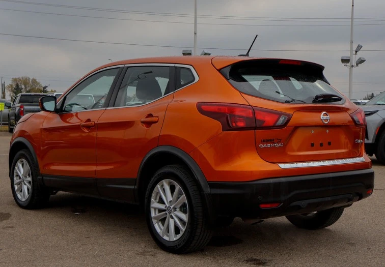 2019 Nissan Rogue - Image 3 of 8