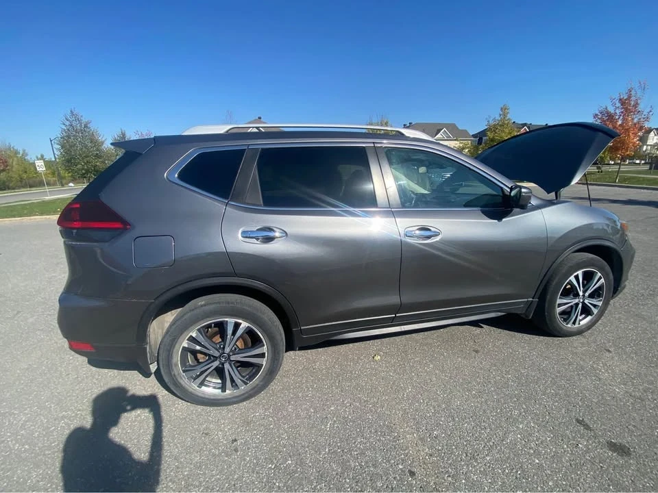 2019 Nissan Rogue - Image 3 of 8