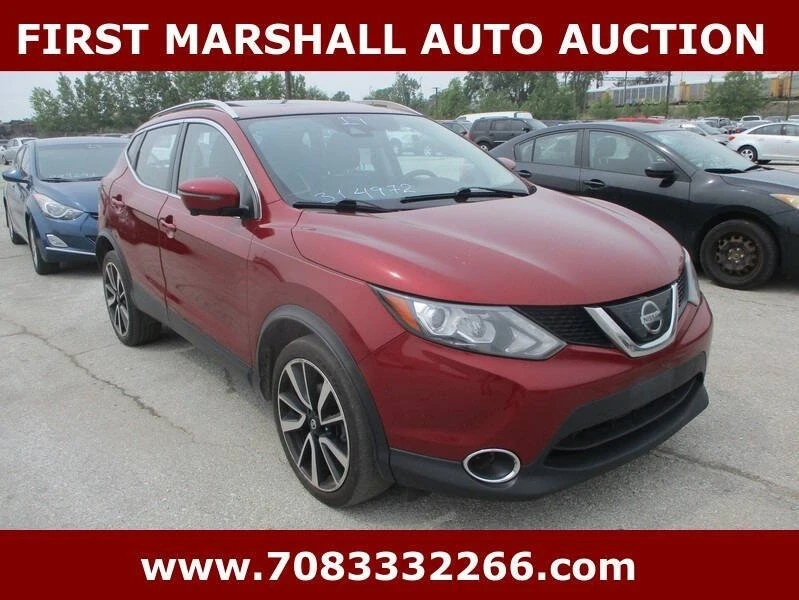 2019 Nissan Rogue - Image 3 of 10
