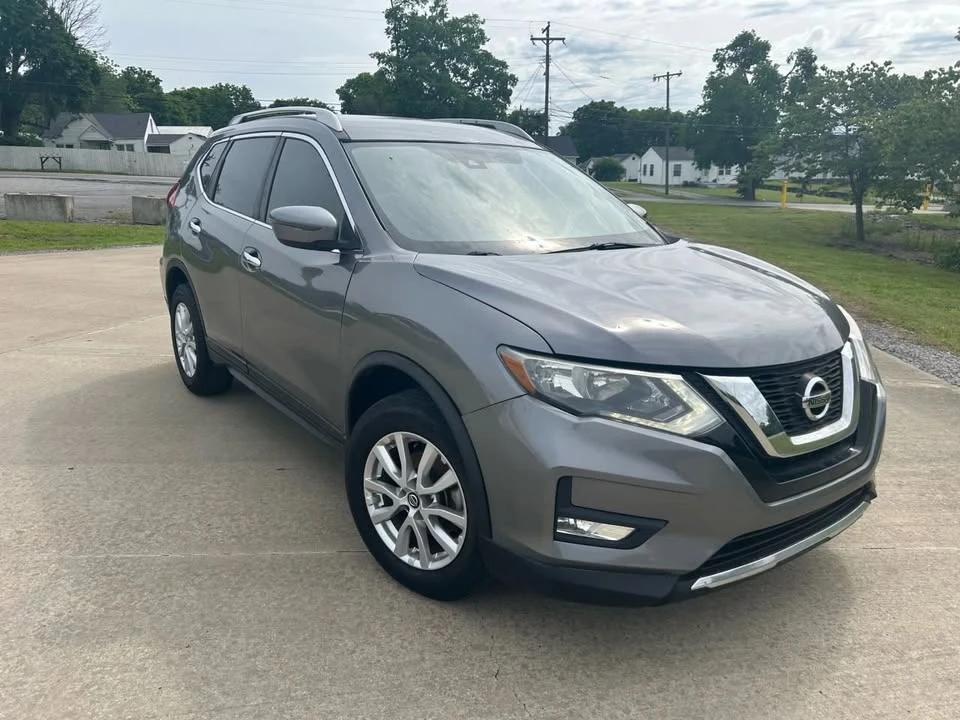 2019 Nissan Rogue - Image 3 of 8