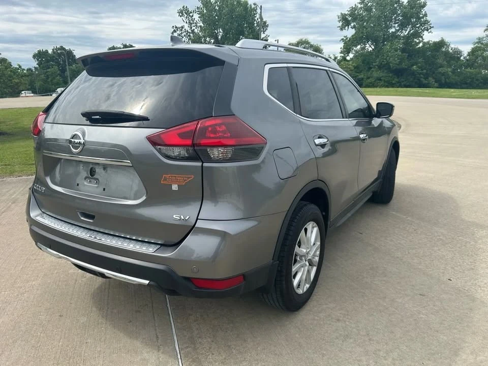 2019 Nissan Rogue - Image 8 of 8