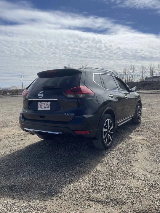 2019 Nissan Rogue - Image 3 of 19