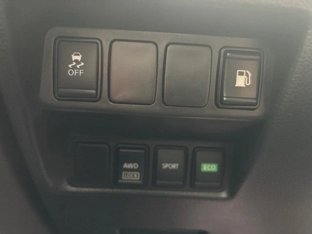 2019 Nissan Rogue - Image 14 of 14