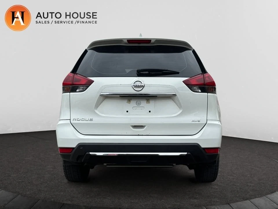 2019 Nissan Rogue - Image 4 of 14