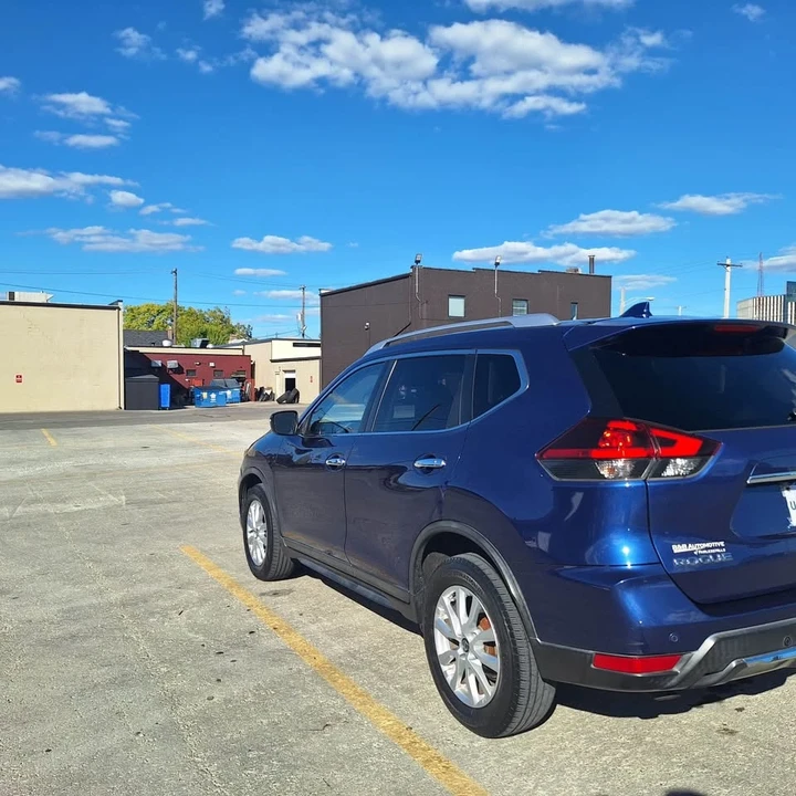 2019 Nissan Rogue - Image 3 of 8