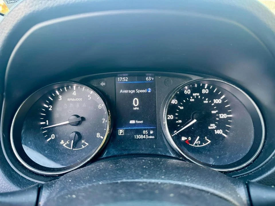 2019 Nissan Rogue - Image 15 of 17