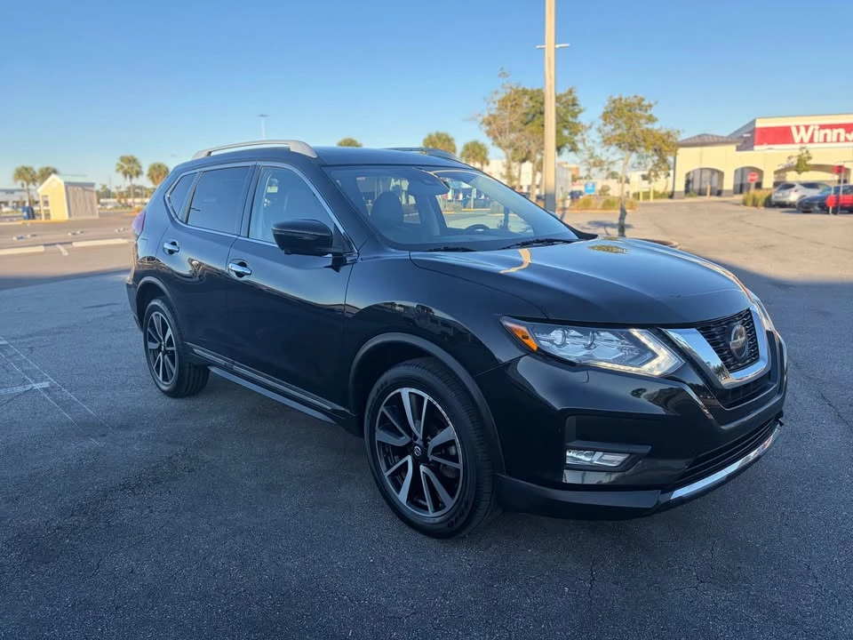 2019 Nissan Rogue - Image 3 of 20