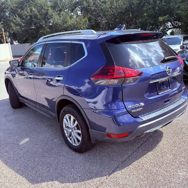 2019 Nissan Rogue - Image 4 of 6