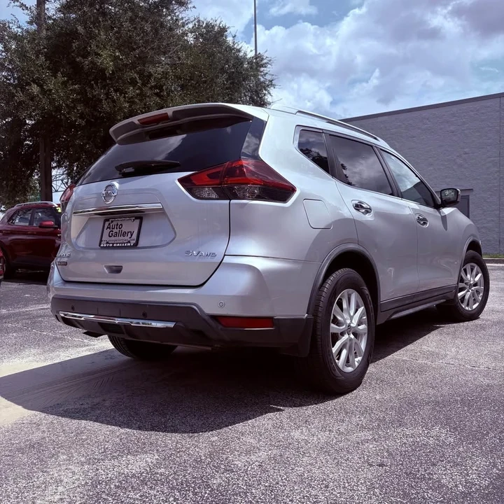2019 Nissan Rogue - Image 3 of 6