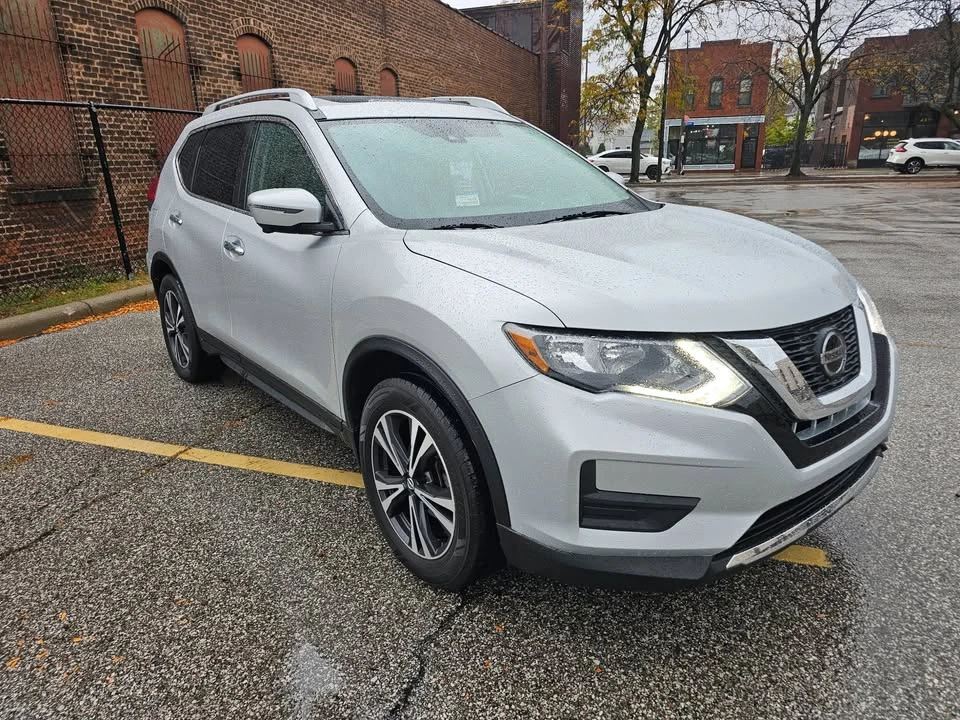 2019 Nissan Rogue - Image 6 of 8