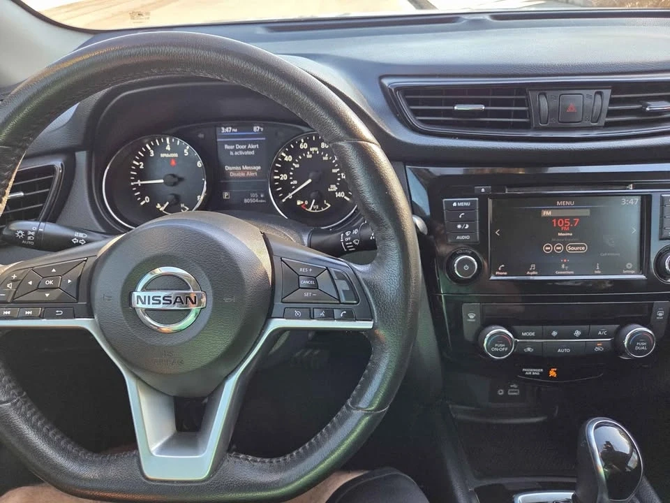 2019 Nissan Rogue - Image 12 of 13