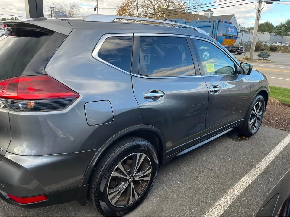 2019 Nissan Rogue - Image 3 of 5