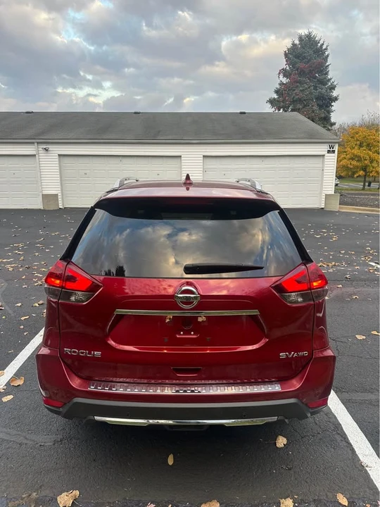 2019 Nissan Rogue - Image 5 of 16