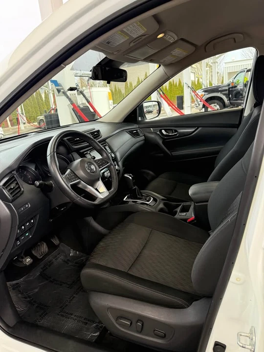 2019 Nissan Rogue - Image 3 of 6