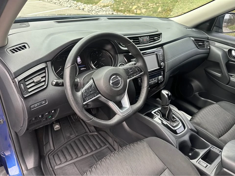 2019 Nissan Rogue - Image 13 of 16