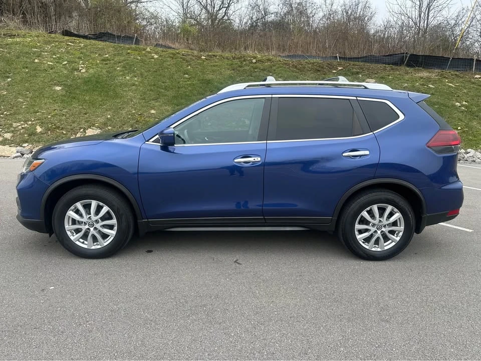 2019 Nissan Rogue - Image 5 of 16