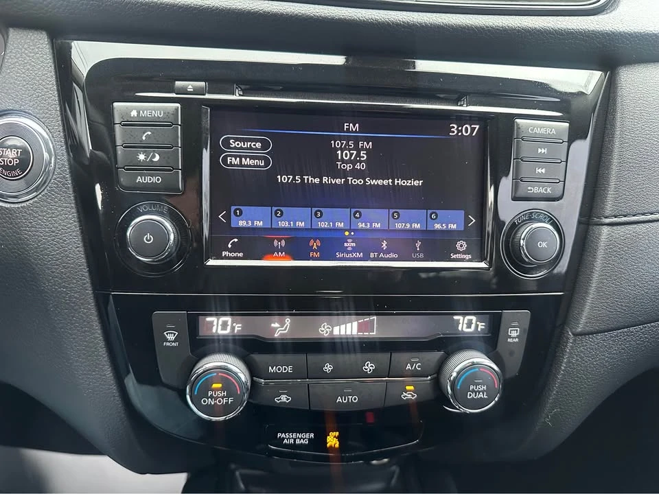 2019 Nissan Rogue - Image 14 of 16