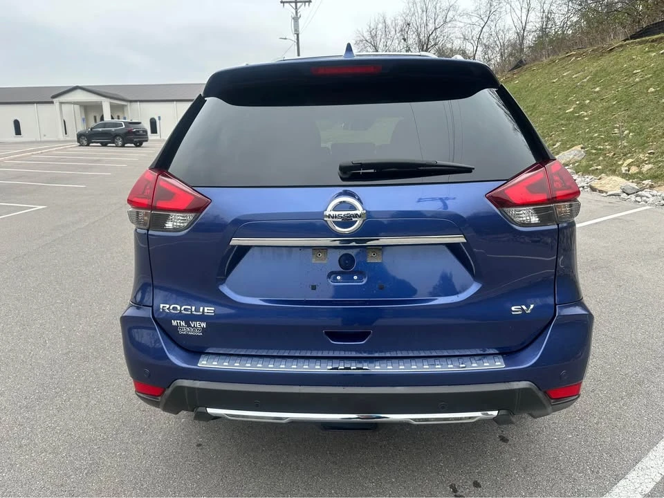2019 Nissan Rogue - Image 3 of 16