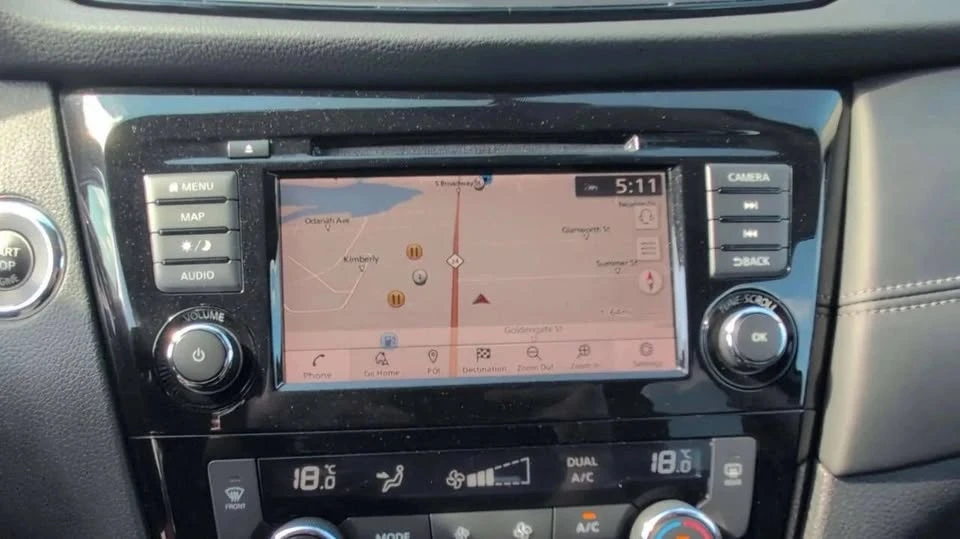 2019 Nissan Rogue - Image 11 of 19