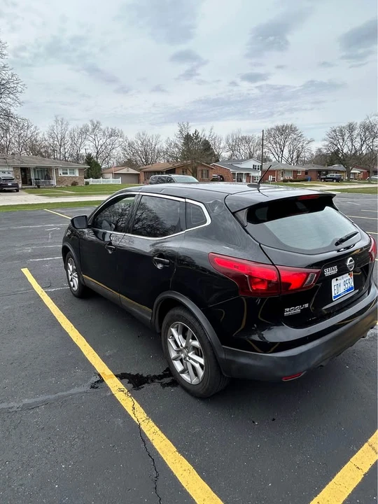 2019 Nissan Rogue - Image 7 of 13