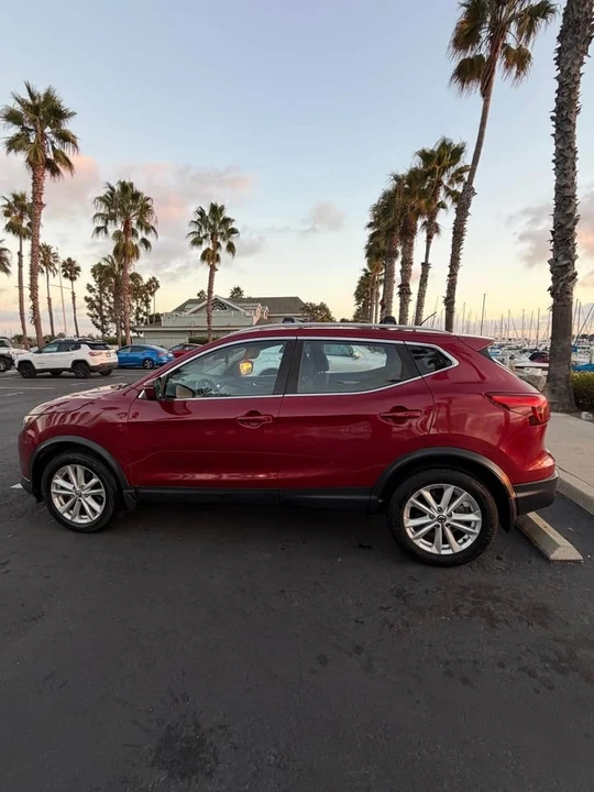 2019 Nissan Rogue - Image 6 of 6