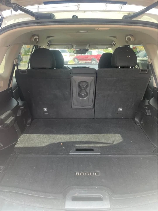 2019 Nissan Rogue - Image 10 of 10