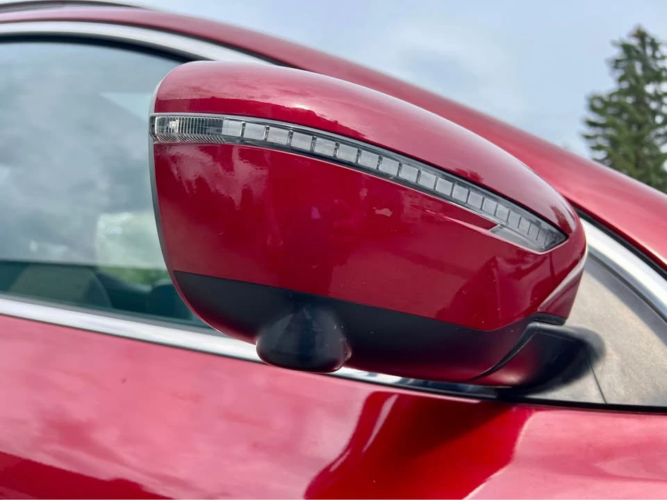 2019 Nissan Rogue - Image 4 of 20