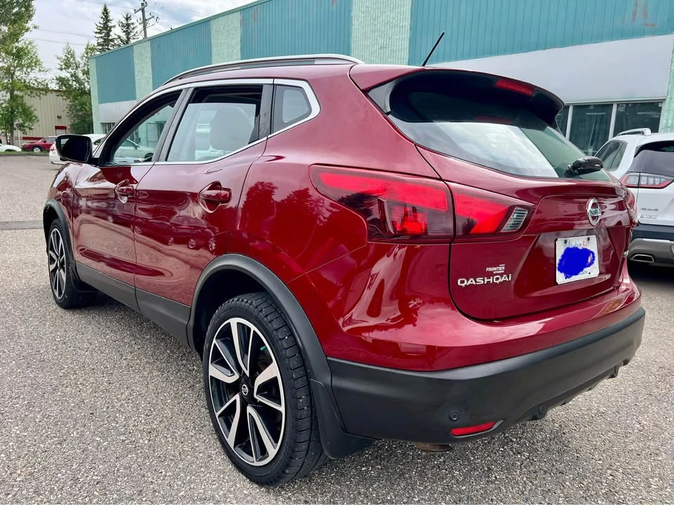 2019 Nissan Rogue - Image 9 of 20