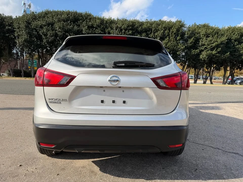 2019 Nissan Rogue - Image 16 of 16