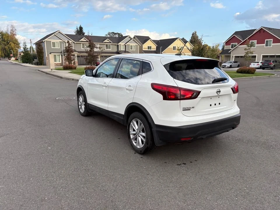 2019 Nissan Rogue - Image 15 of 15