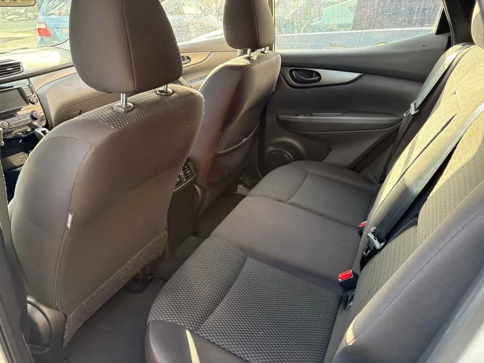 2019 Nissan Rogue - Image 12 of 15