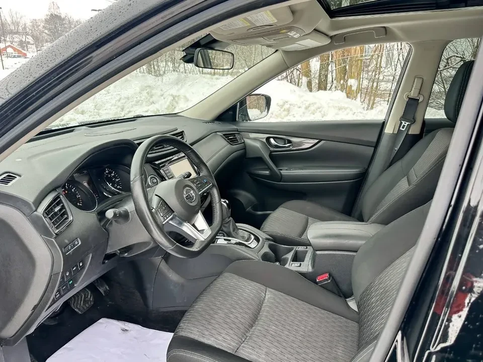 2019 Nissan Rogue - Image 5 of 20