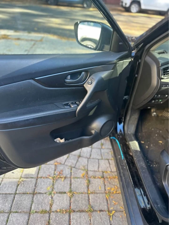 2019 Nissan Rogue - Image 4 of 5