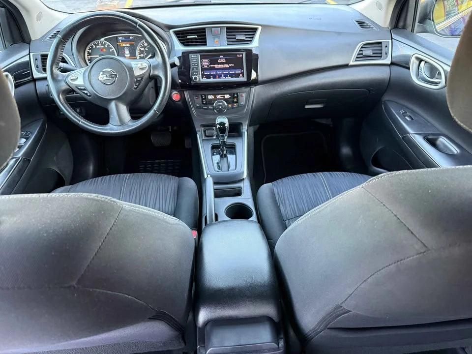2019 Nissan Sentra 7th Gen - Image 5 of 9