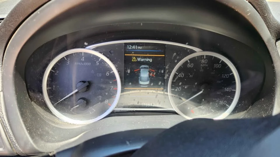 2019 Nissan Sentra 7th Gen - Image 8 of 10