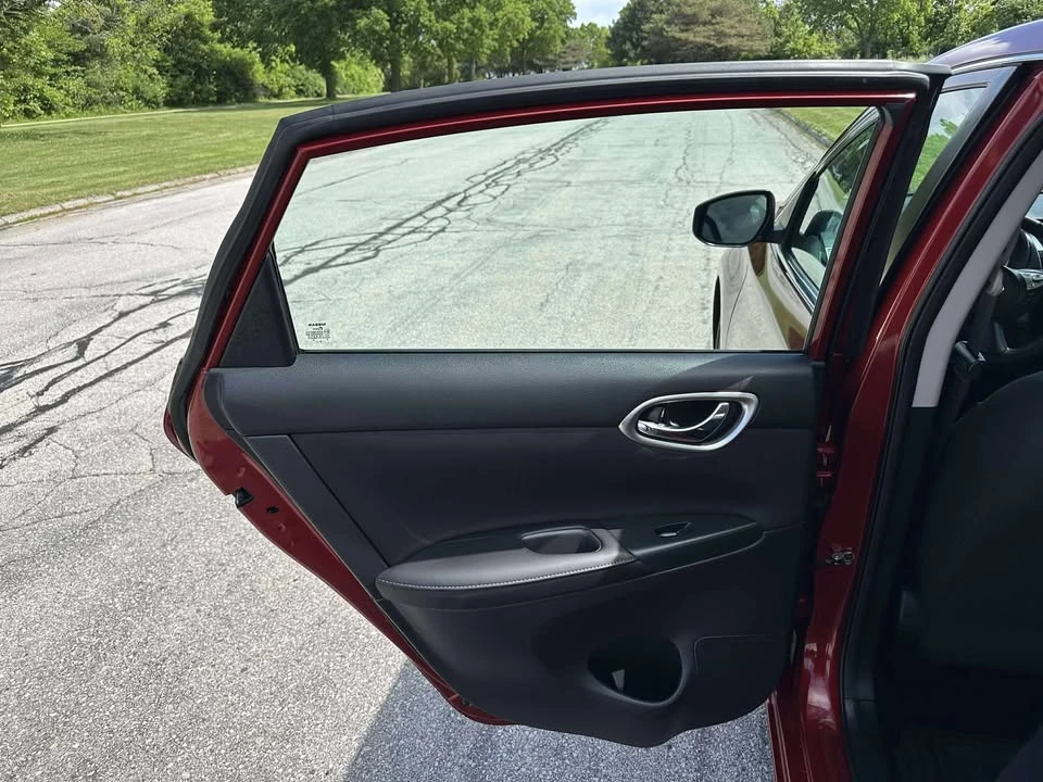 2019 Nissan Sentra 7th Gen - Image 14 of 20