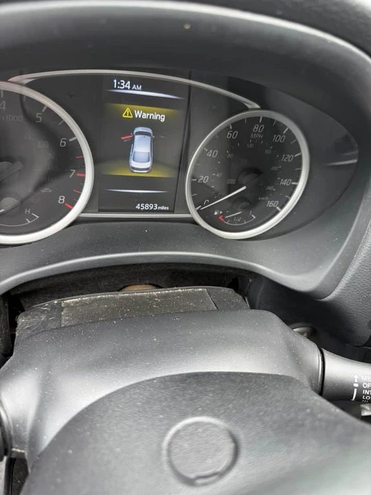 2019 Nissan Sentra 7th Gen - Image 6 of 8