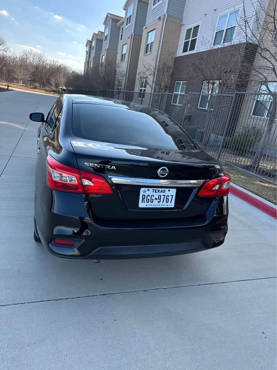 2019 Nissan Sentra 7th Gen - Image 5 of 14
