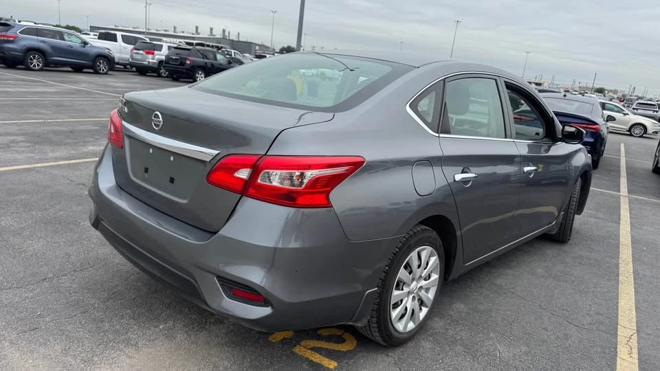 2019 Nissan Sentra 7th Gen - Image 6 of 11