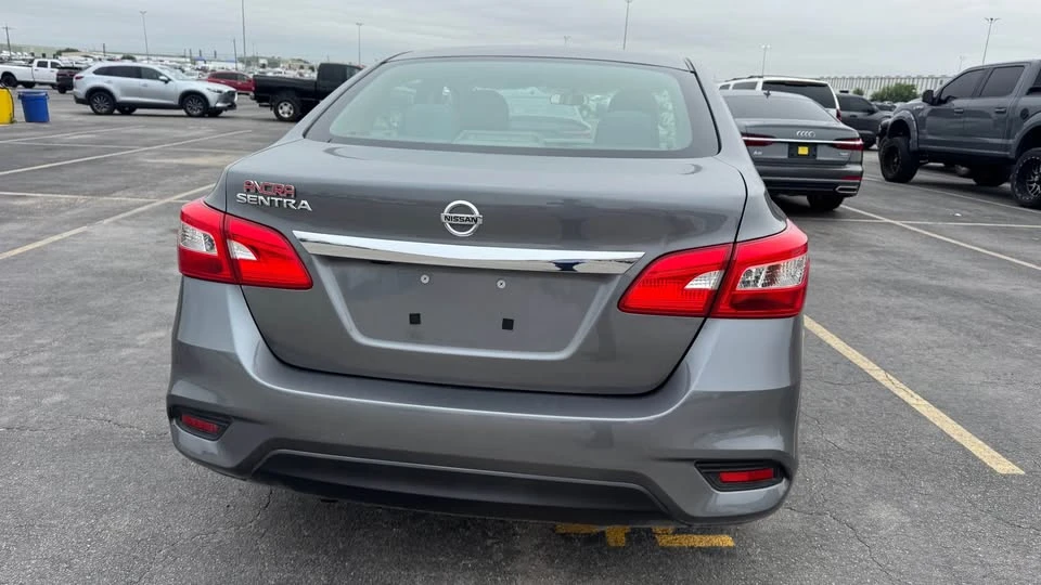 2019 Nissan Sentra 7th Gen - Image 7 of 11