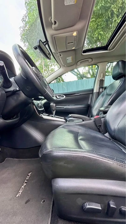 2019 Nissan Sentra 7th Gen - Image 12 of 15