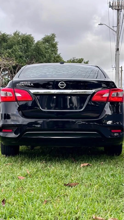 2019 Nissan Sentra 7th Gen - Image 6 of 15