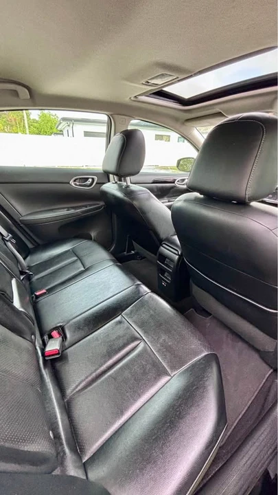2019 Nissan Sentra 7th Gen - Image 9 of 15